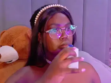 EmiilyLovex  live sex cam