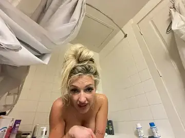 Madison_Bey  live sex cam