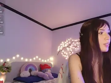 SoeTheReal  live sex cam