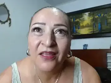 Claudiaa_B  live sex cam