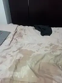 HollyPeachh  live sex cam