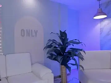 LizzHamilton__  live sex cam