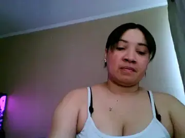 MaddyMay_LmX  live sex cam