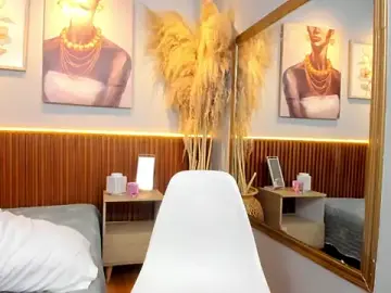 NANABROWNS  live sex cam