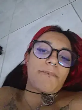 Carolinerue  live sex cam