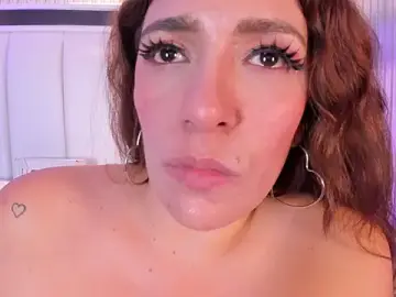 Naughty_flower18  live sex cam