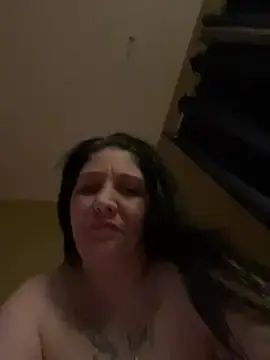 Thequeen302  live sex cam
