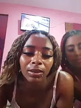 Carolzinha2009  live sex cam