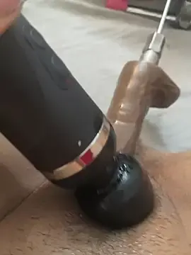 Daniik-big  live sex cam