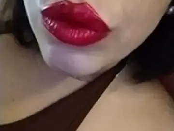 Boranora87  live sex cam