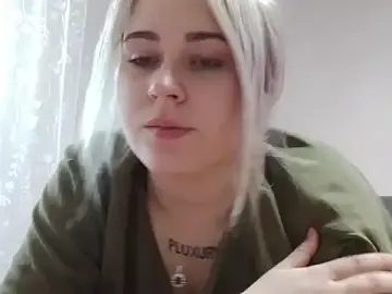IsaWhitton  live sex cam