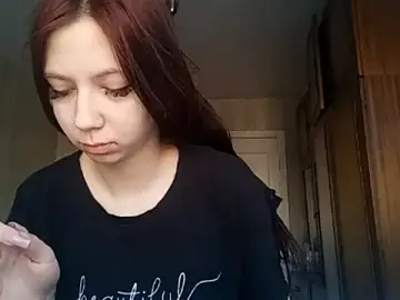 LorettaBabiracki  live sex cam