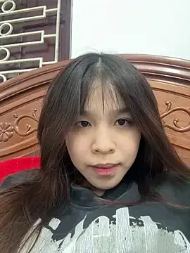 Lyli-122  live sex cam