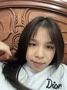 Lyli-122  live sex cam