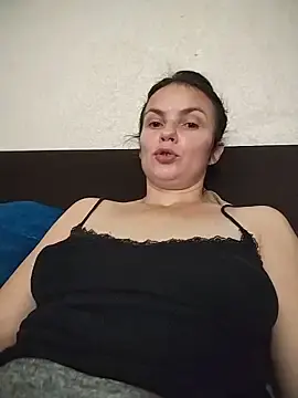 Roxi07972  live sex cam