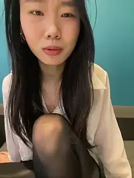 ZHJKS9988  live sex cam