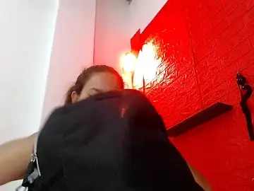 Bdsmforever18  live sex cam