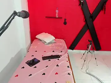 Bdsmforever18  live sex cam