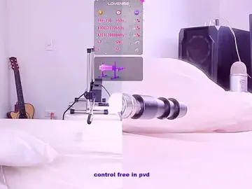 Revy_blacck  live sex cam