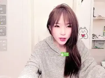 17AiAi  live sex cam