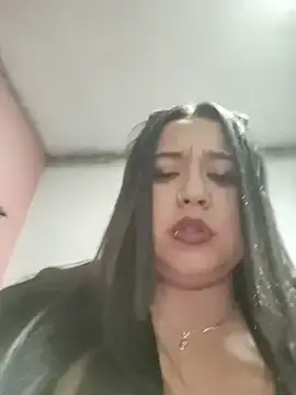 Cristal__04  live sex cam