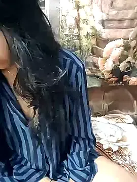 Koziekylie  live sex cam