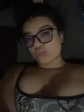 ValeriaLaNena  live sex cam