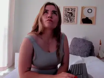 Andyylove_jk  live sex cam