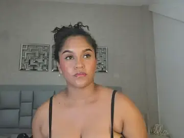 Evelyn_parker7  live sex cam