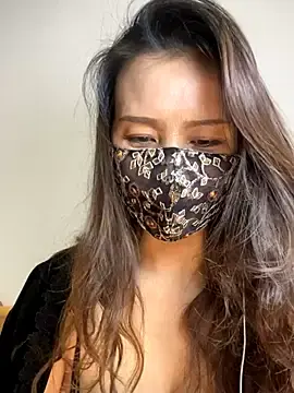 Yiyi78900  live sex cam