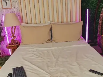 AnyaLov  live sex cam