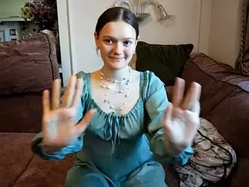 MarloOsburn  live sex cam