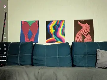 TrixiBell  live sex cam