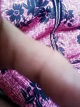 Urmila_roy  live sex cam