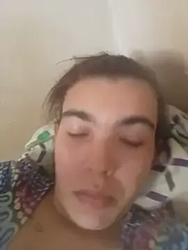 Oliveira_k  live sex cam
