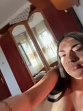 Simina22  live sex cam