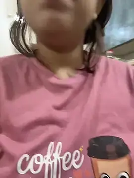 Yoursexymommy90  live sex cam