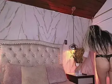 BabyPunk2  live sex cam