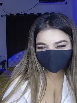 Bold-Cat  live sex cam