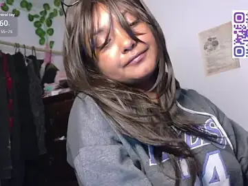 Luna__1  live sex cam
