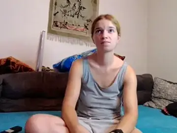 Mercedeswoman8  live sex cam