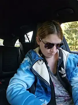 Mercedeswoman8  live sex cam