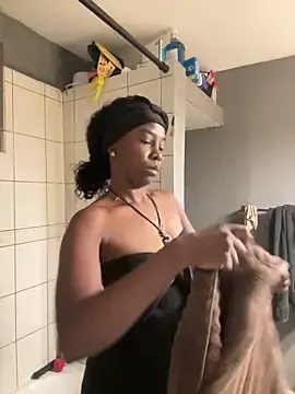 Phatjazzy  live sex cam