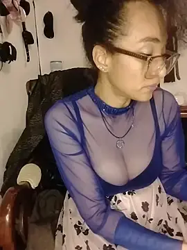 AmelieMartinez  live sex cam