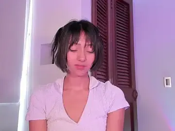 Londonttipton  live sex cam