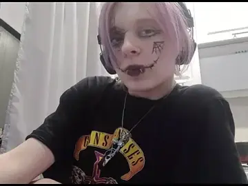 MaybeKaty  live sex cam