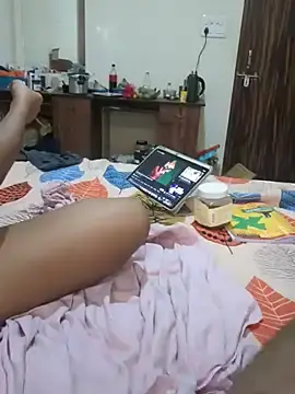 Osiriavega  live sex cam