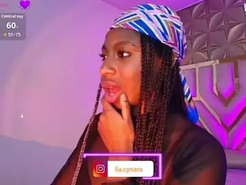 Queen_perla_  live sex cam