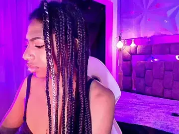 Queen_perla_  live sex cam