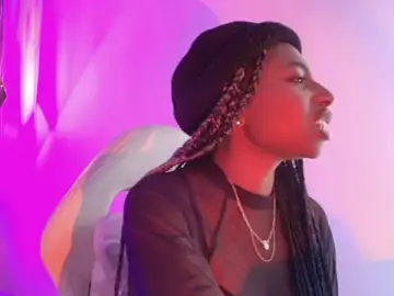 Queen_perla_  live sex cam